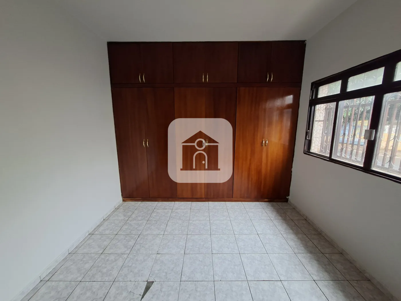 Alugar Casa / Padrão em Uberlândia R$ 1.700,00 - Foto 10