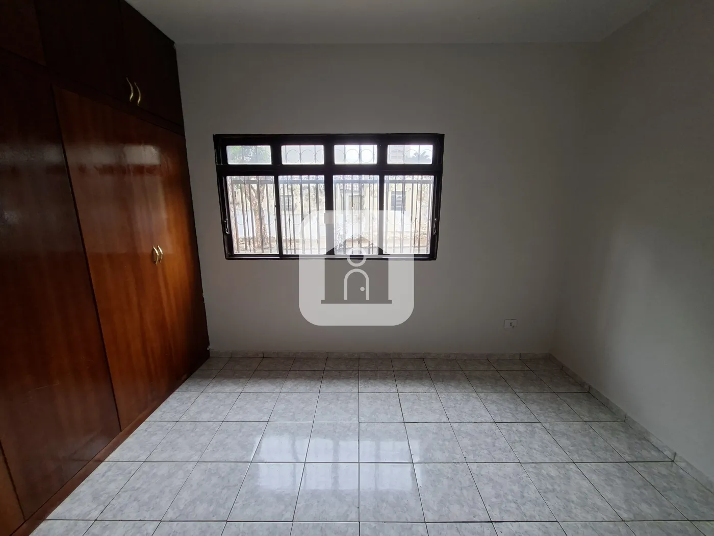 Alugar Casa / Padrão em Uberlândia R$ 1.700,00 - Foto 11