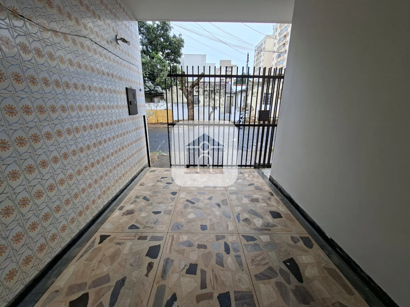 Alugar Casa / Padrão em Uberlândia R$ 1.700,00 - Foto 23