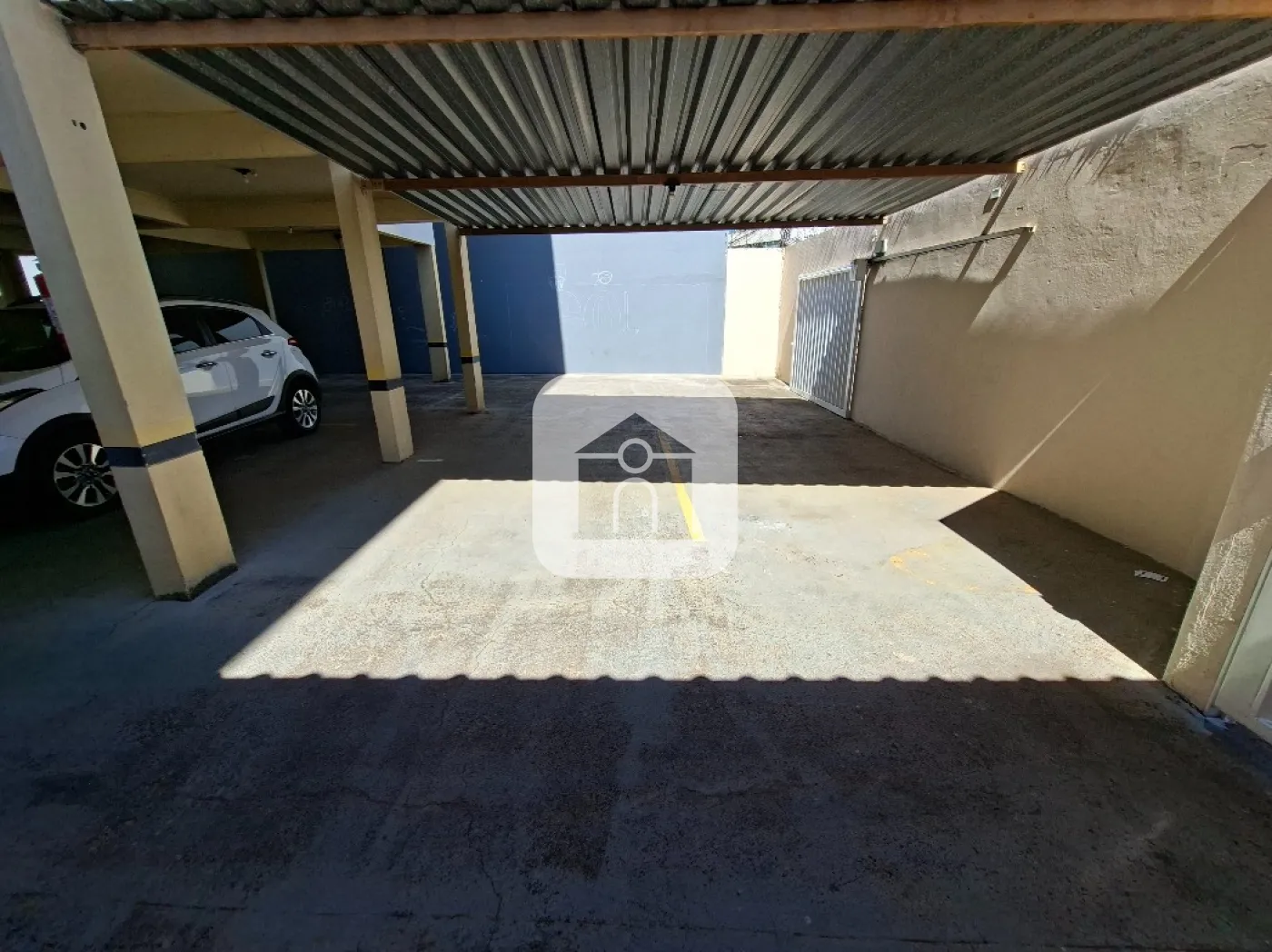 Alugar Apartamento / Padrão em Uberlândia R$ 1.600,00 - Foto 17