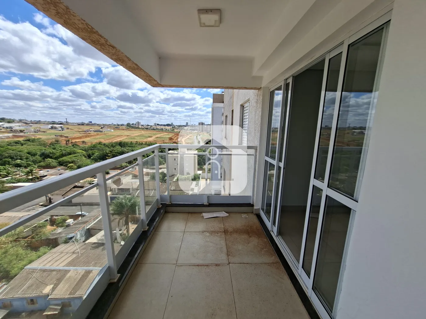 Alugar Apartamento / Padrão em Uberlândia R$ 1.700,00 - Foto 7