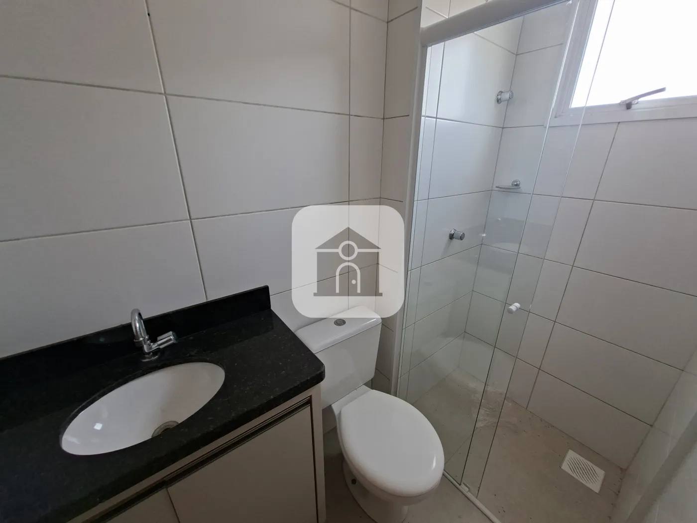 Alugar Apartamento / Padrão em Uberlândia R$ 1.700,00 - Foto 13