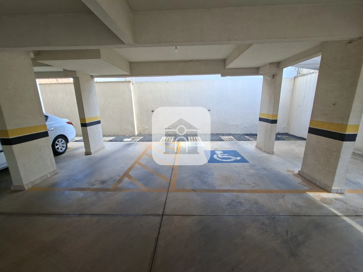Alugar Apartamento / Padrão em Uberlândia R$ 2.400,00 - Foto 15