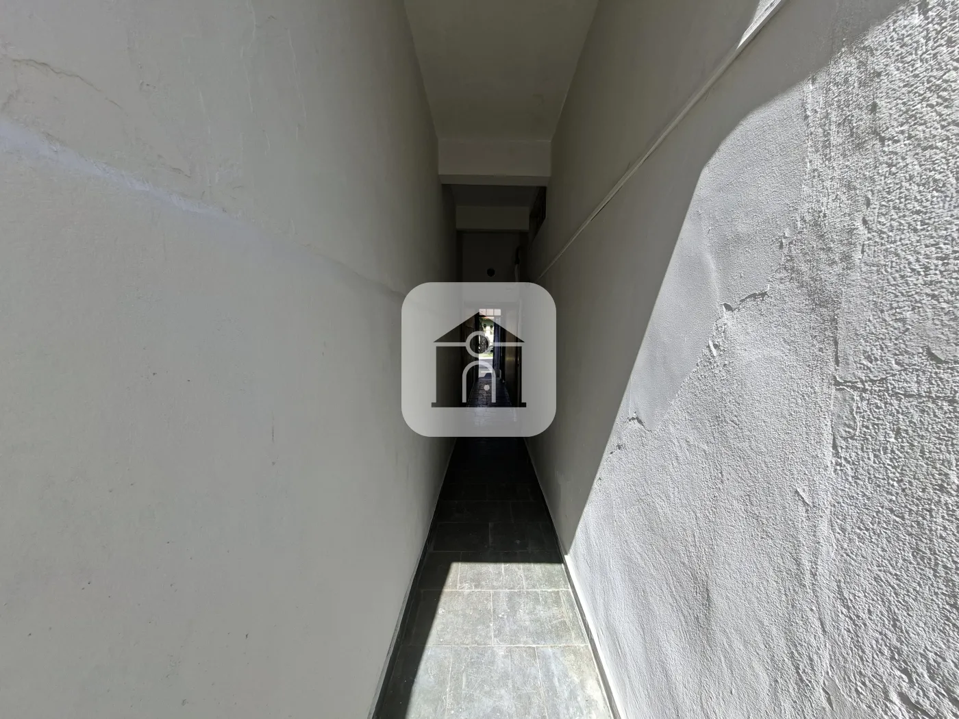 Alugar Comercial / Cômodo em Uberlândia R$ 3.800,00 - Foto 2