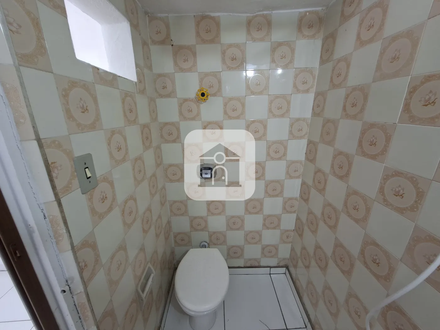 Alugar Comercial / Cômodo em Uberlândia R$ 3.800,00 - Foto 8