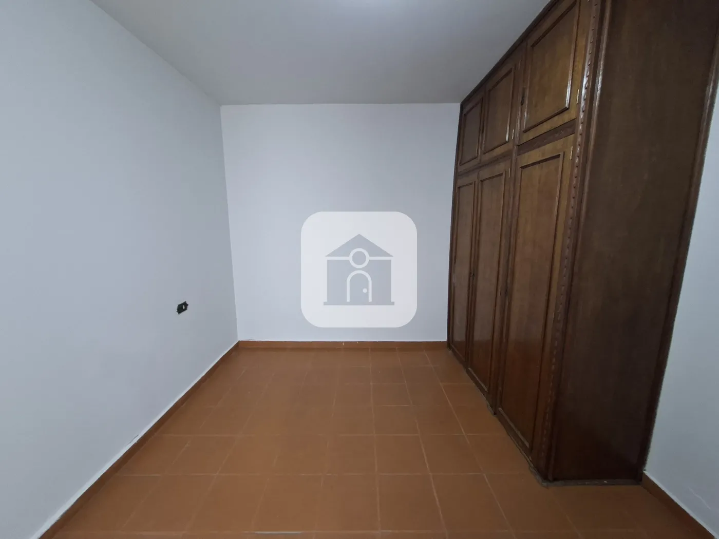 Alugar Comercial / Cômodo em Uberlândia R$ 3.800,00 - Foto 20