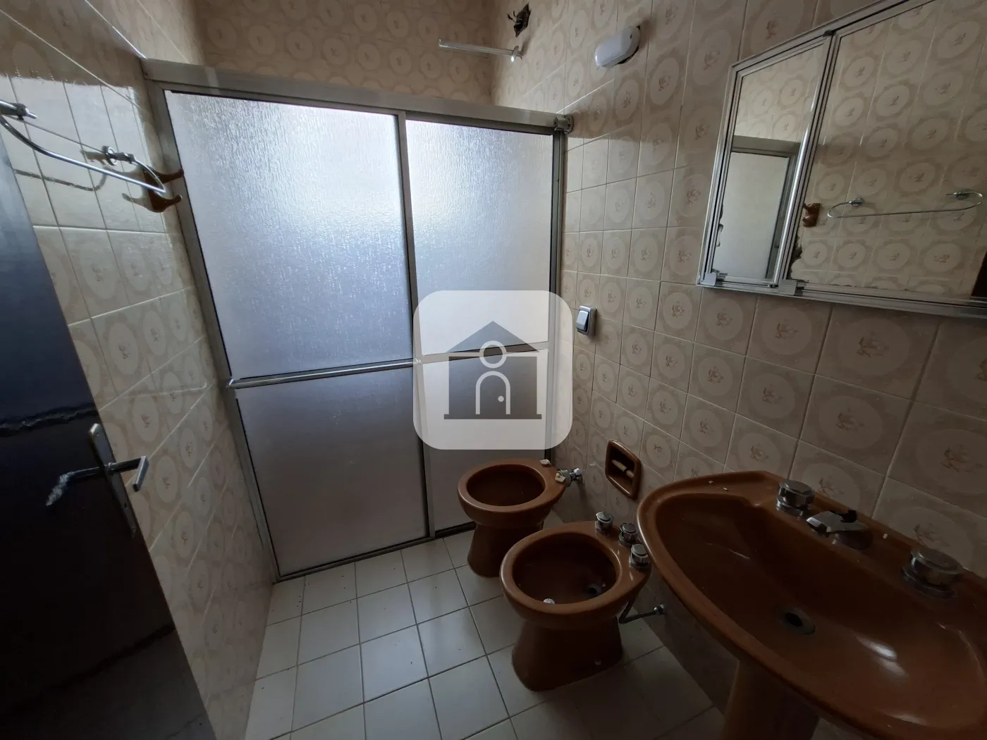 Alugar Comercial / Cômodo em Uberlândia R$ 3.800,00 - Foto 29