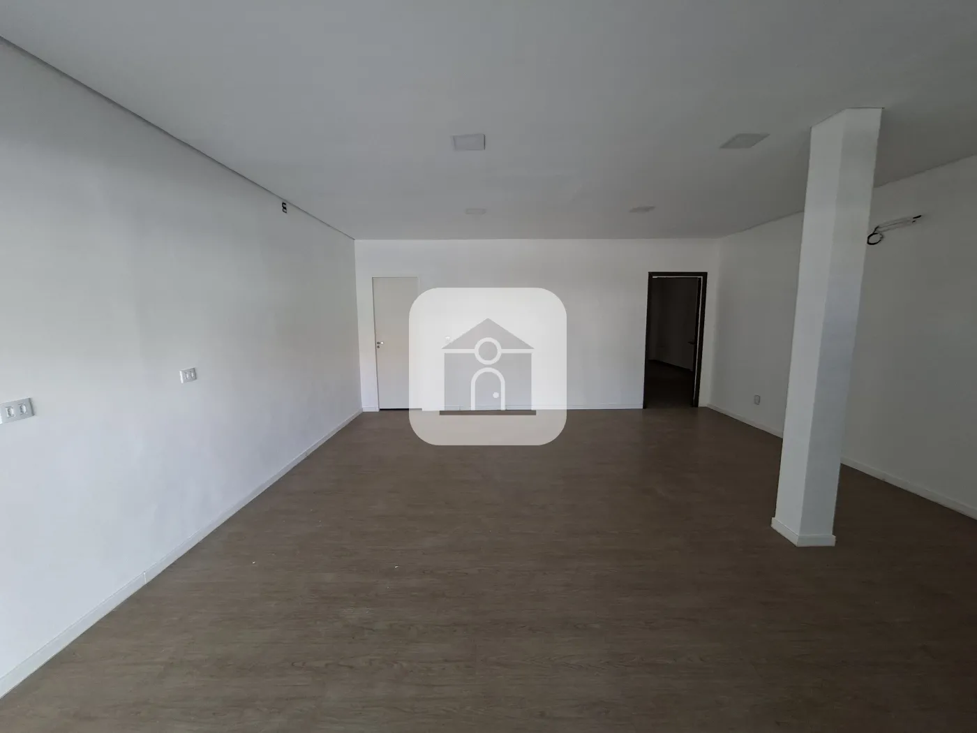 Alugar Comercial / Cômodo em Uberlândia R$ 3.800,00 - Foto 30