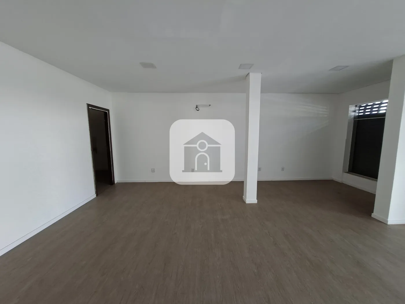 Alugar Comercial / Cômodo em Uberlândia R$ 3.800,00 - Foto 31