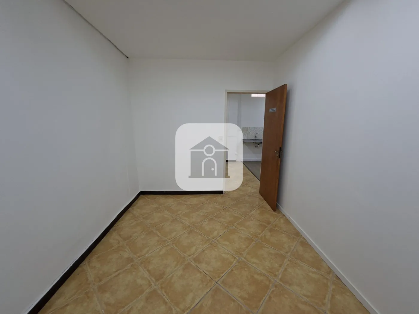 Alugar Comercial / Cômodo em Uberlândia R$ 3.800,00 - Foto 38