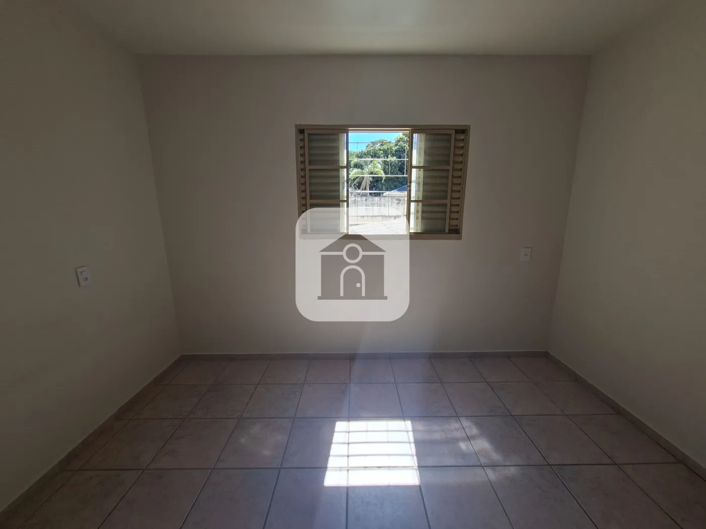 Alugar Apartamento / Padrão em Uberlândia R$ 2.000,00 - Foto 12
