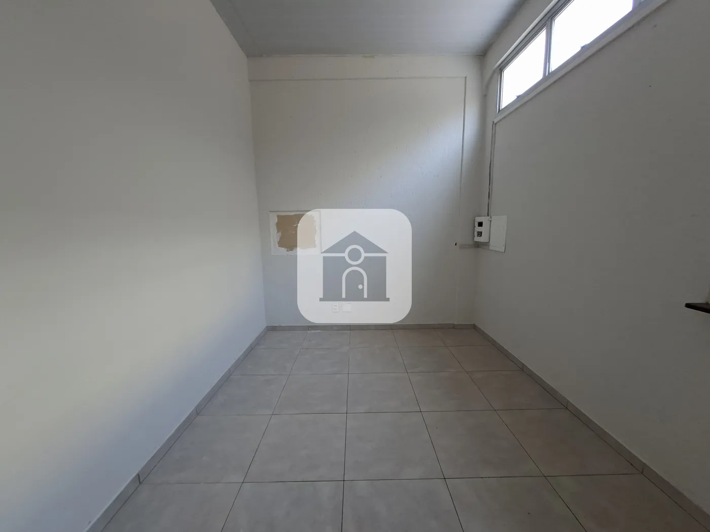 Alugar Comercial / Loja em Uberlândia R$ 10.000,00 - Foto 4