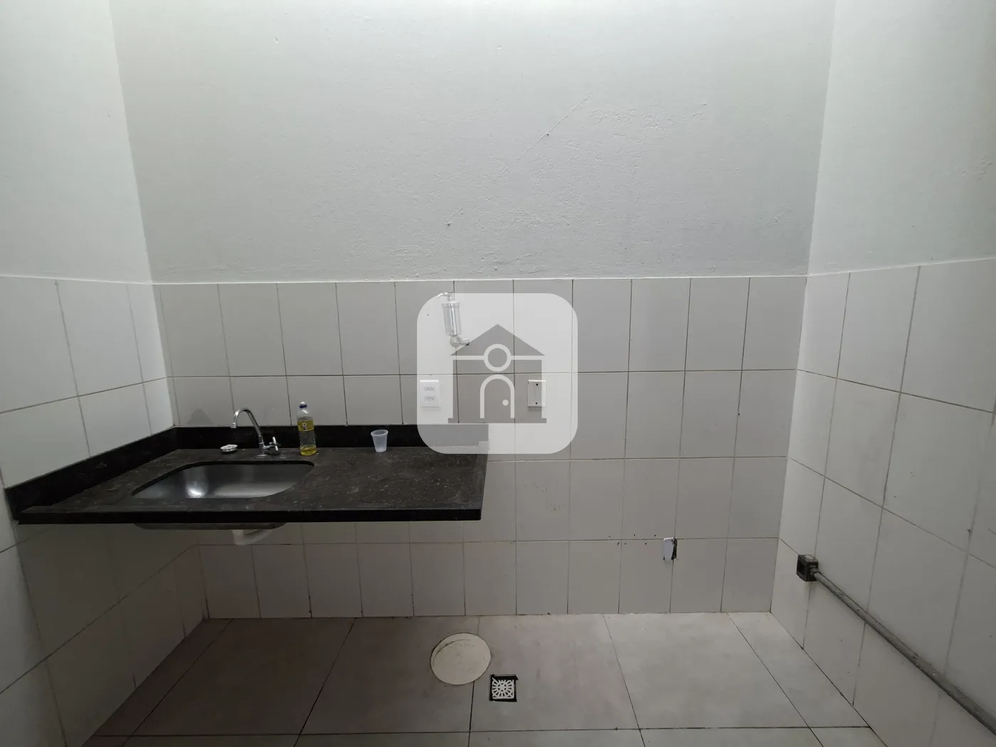 Alugar Comercial / Loja em Uberlândia R$ 10.000,00 - Foto 5