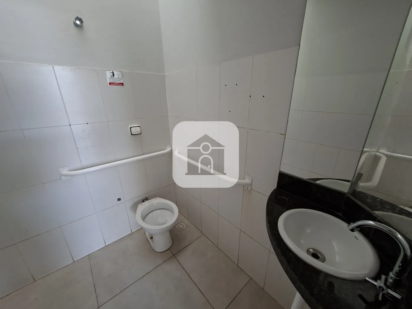 Alugar Comercial / Loja em Uberlândia R$ 10.000,00 - Foto 21