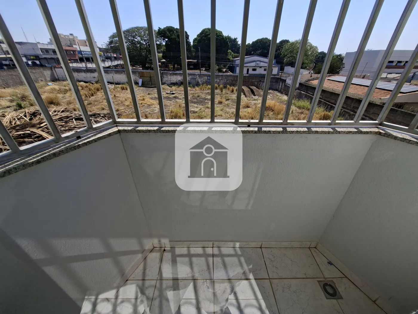 Alugar Apartamento / Padrão em Uberlândia R$ 1.800,00 - Foto 8