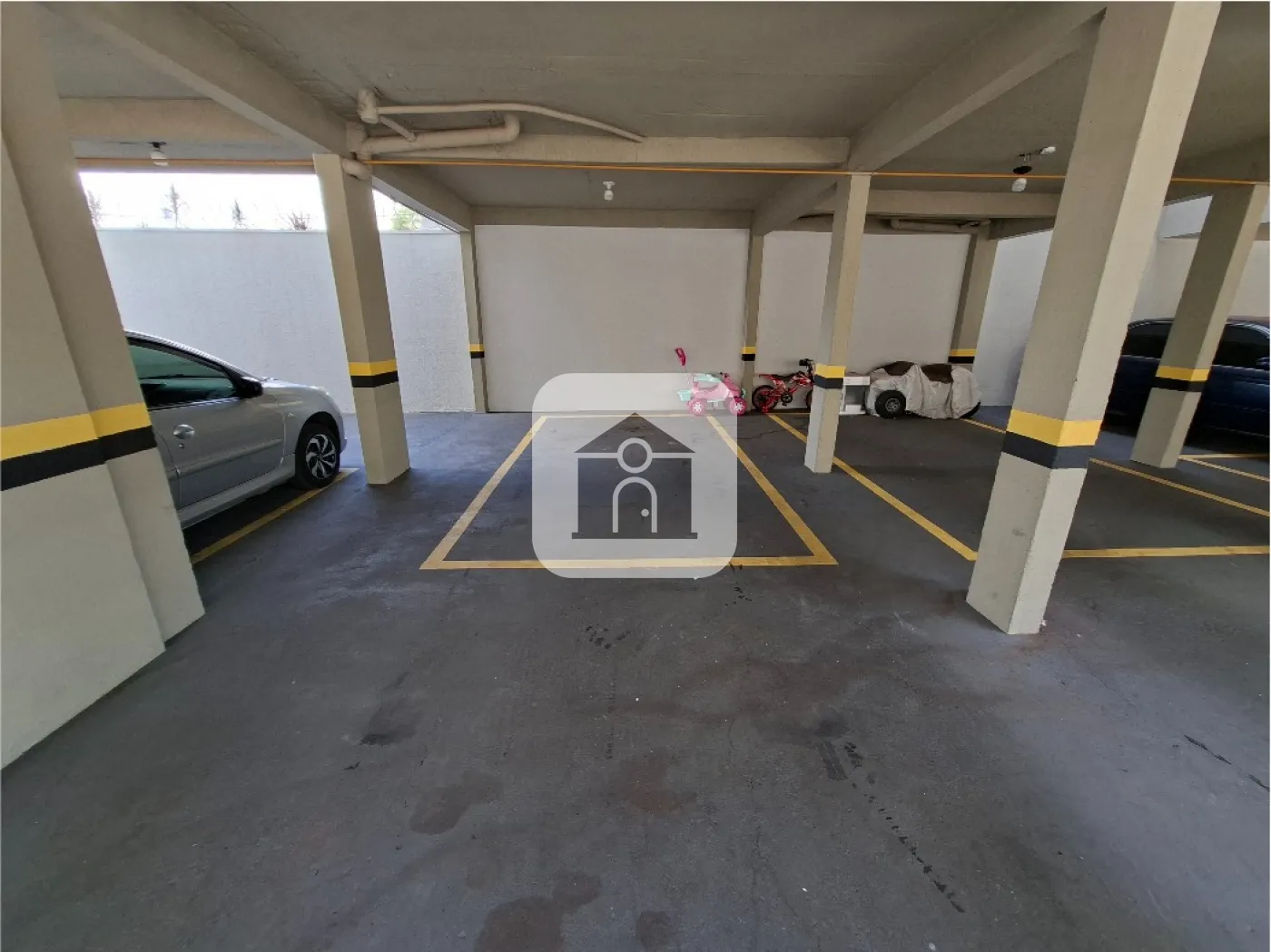 Alugar Apartamento / Padrão em Uberlândia R$ 1.800,00 - Foto 12