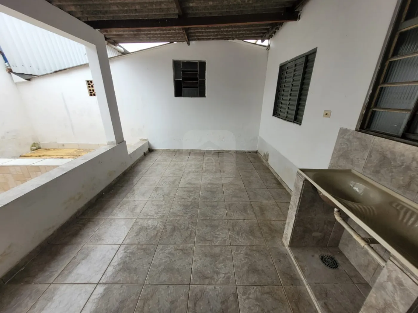 Alugar Casa / Padrão em Uberlândia R$ 990,00 - Foto 16