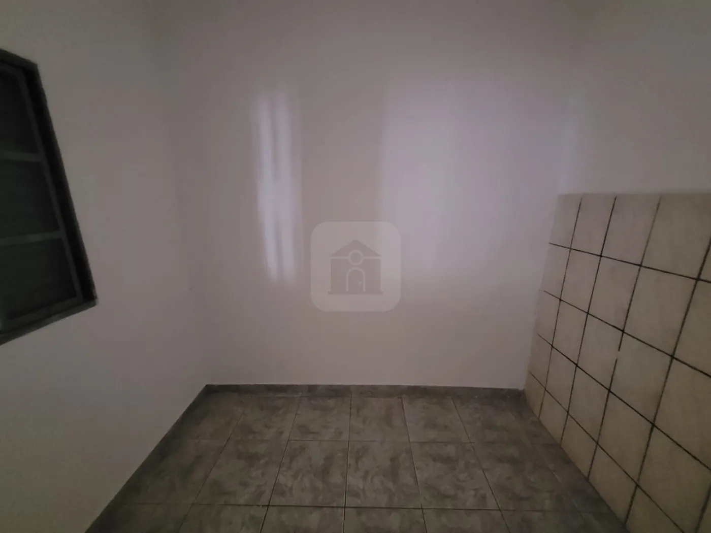 Alugar Casa / Padrão em Uberlândia R$ 990,00 - Foto 10