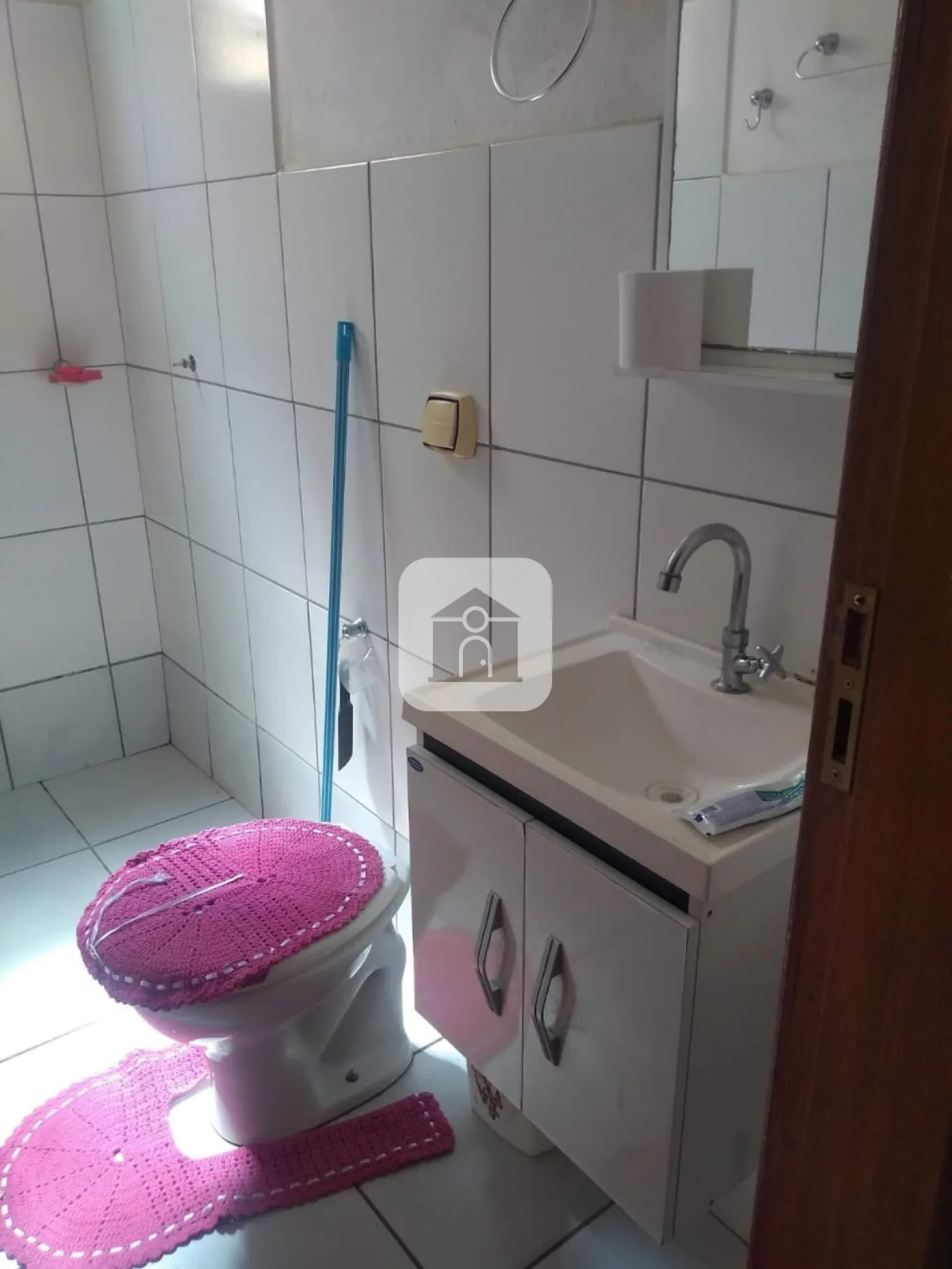 Comprar Casa / Padrão em Uberlândia R$ 280.000,00 - Foto 5