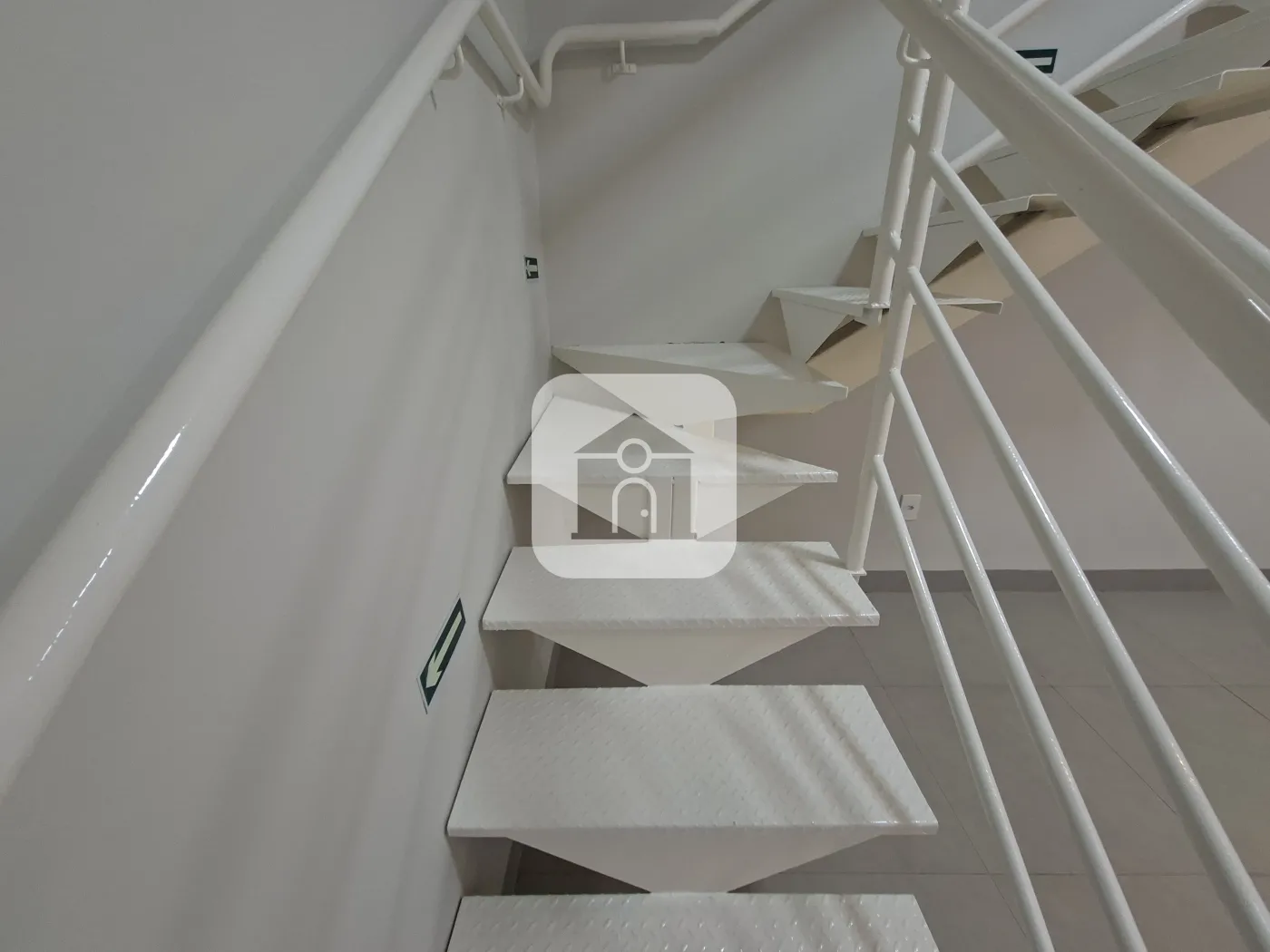 Alugar Comercial / Loja em Uberlândia R$ 3.500,00 - Foto 7