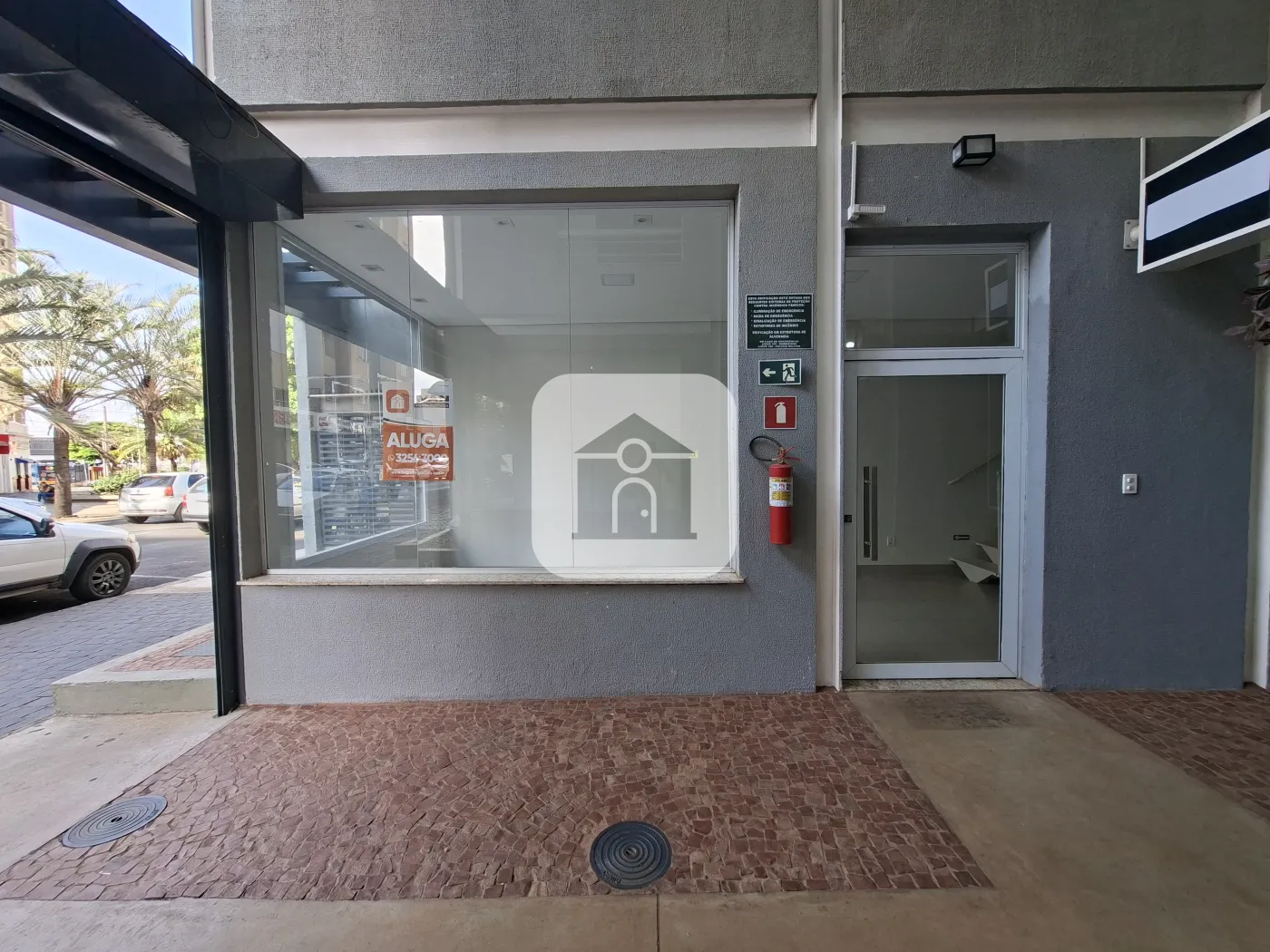 Alugar Comercial / Loja em Uberlândia R$ 5.100,00 - Foto 18