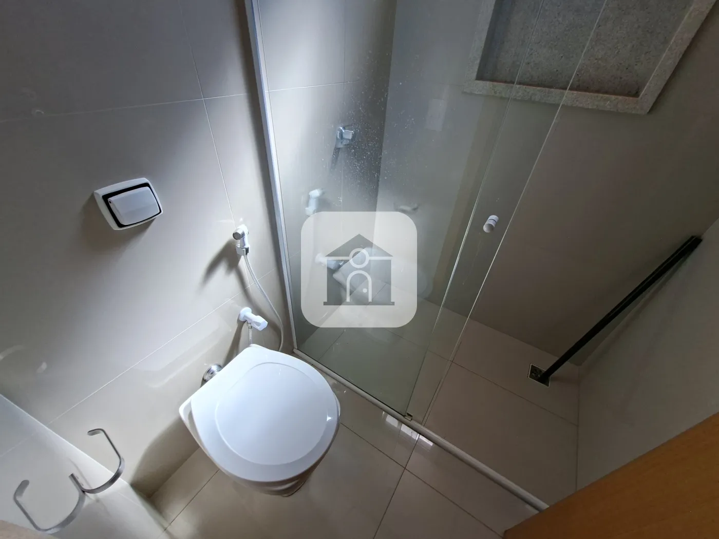 Alugar Apartamento / Padrão em Uberlândia R$ 5.000,00 - Foto 11