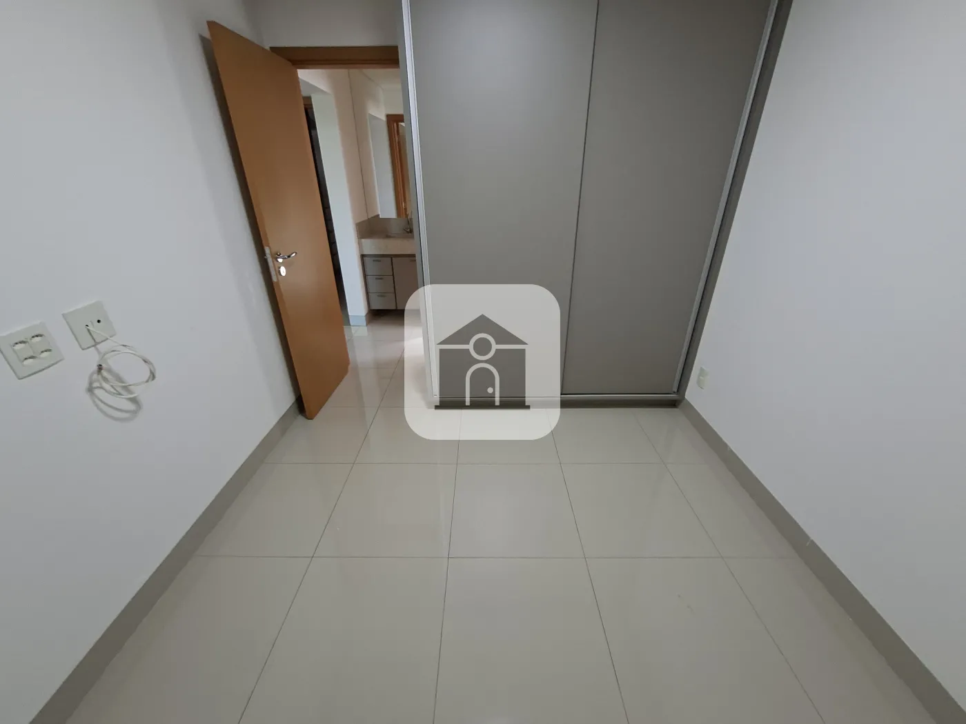 Alugar Apartamento / Padrão em Uberlândia R$ 5.000,00 - Foto 14