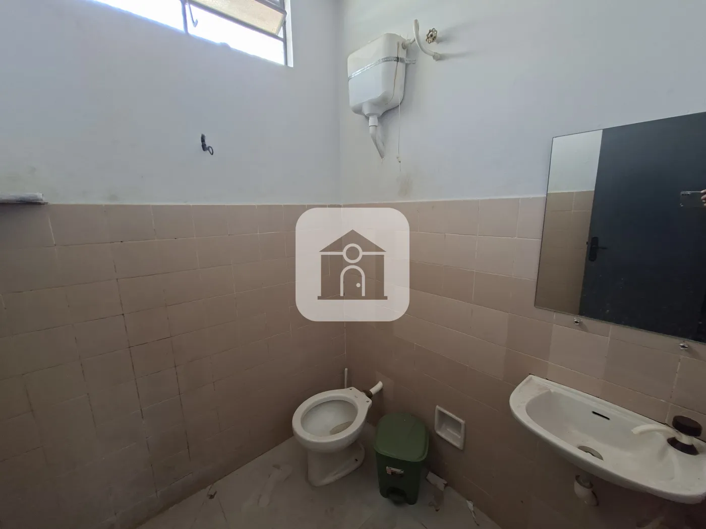 Alugar Casa / Padrão em Uberlândia R$ 1.100,00 - Foto 8
