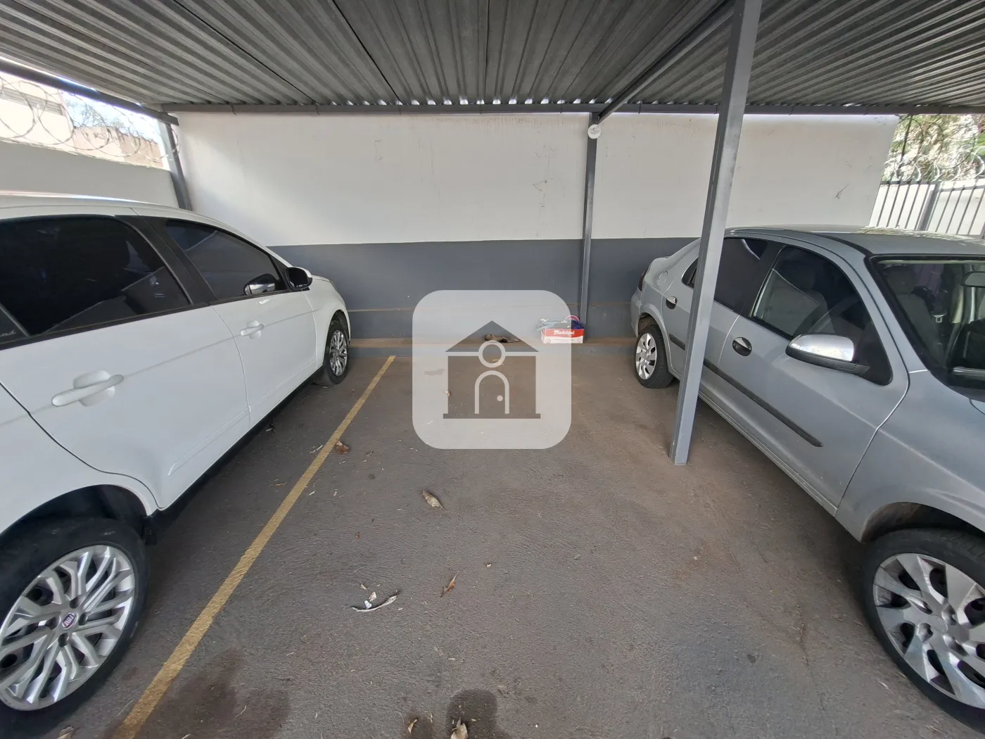 Alugar Casa / Padrão em Uberlândia R$ 1.100,00 - Foto 10