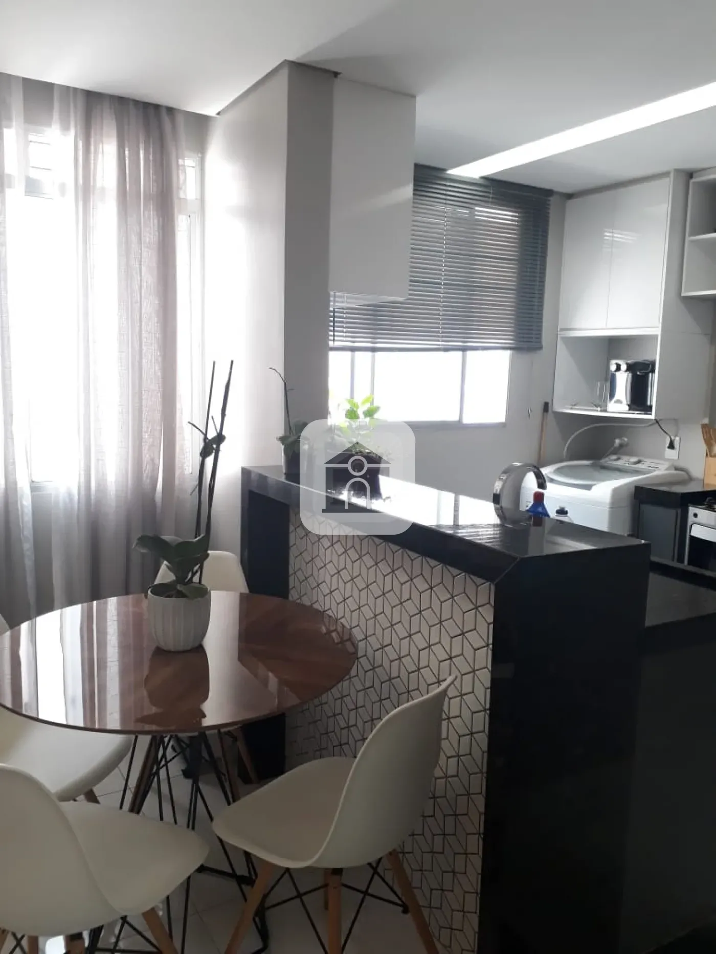 Alugar Apartamento / Padrão em Uberlândia R$ 750,00 - Foto 3