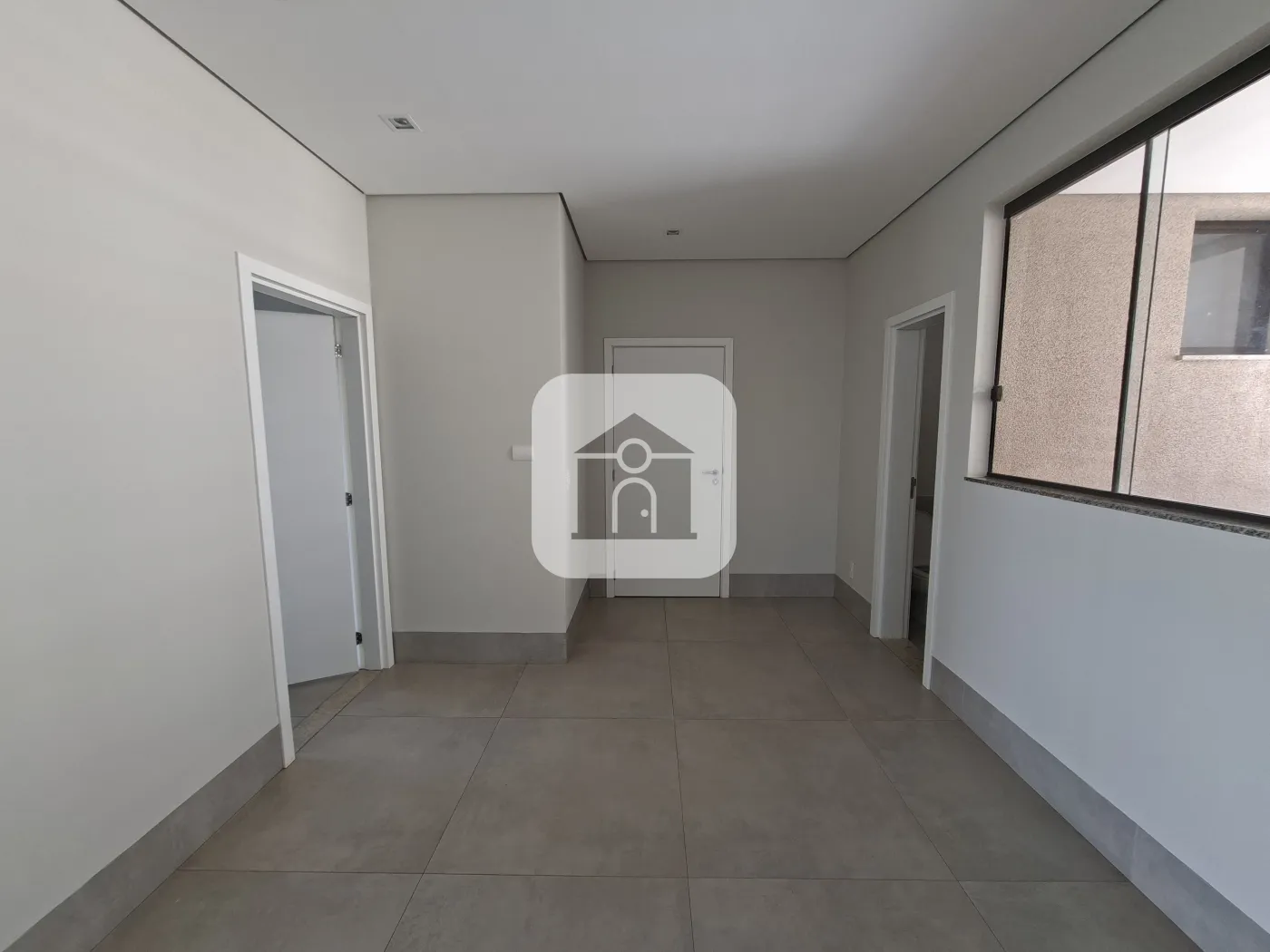Alugar Apartamento / Padrão em Uberlândia R$ 7.300,00 - Foto 4