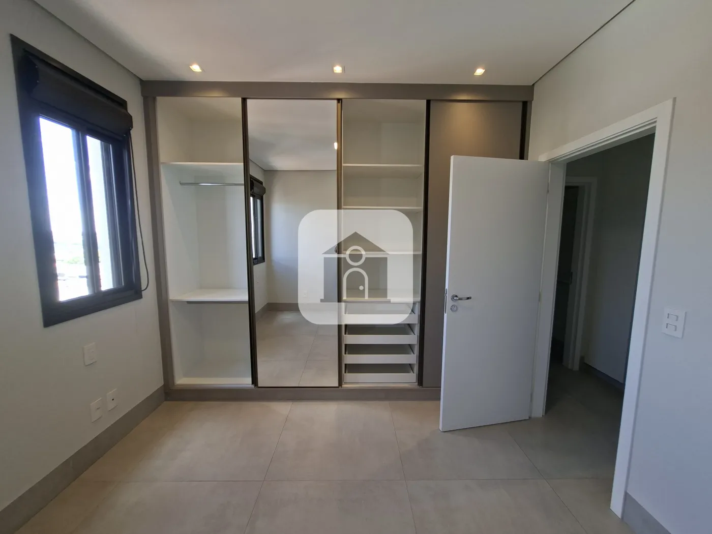 Alugar Apartamento / Padrão em Uberlândia R$ 7.300,00 - Foto 18