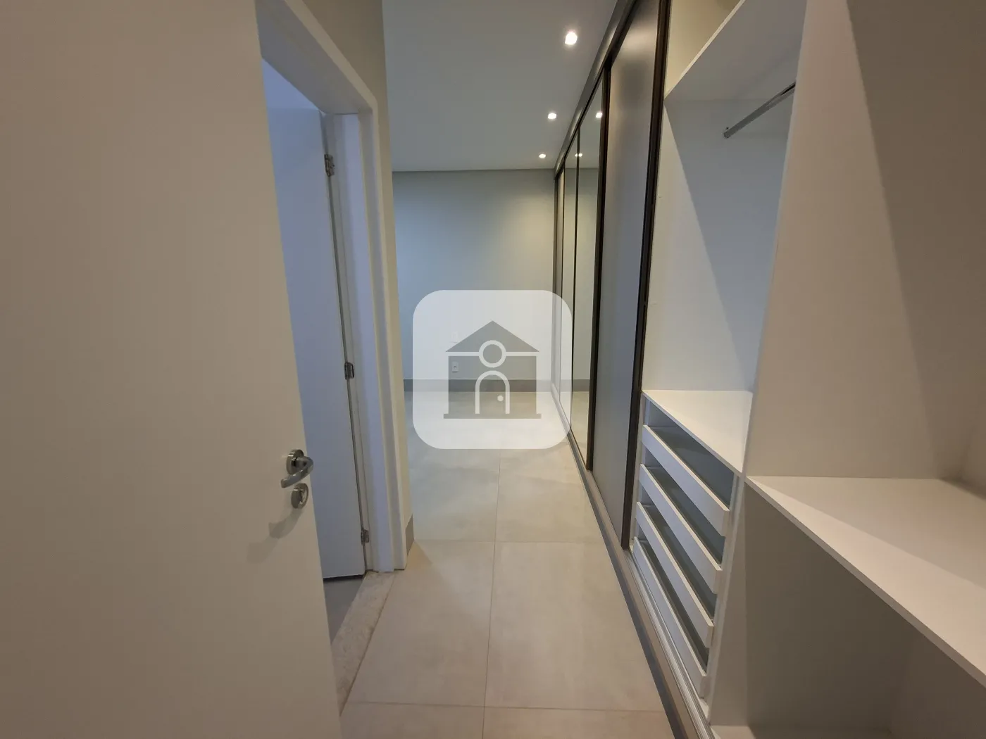 Alugar Apartamento / Padrão em Uberlândia R$ 7.300,00 - Foto 20
