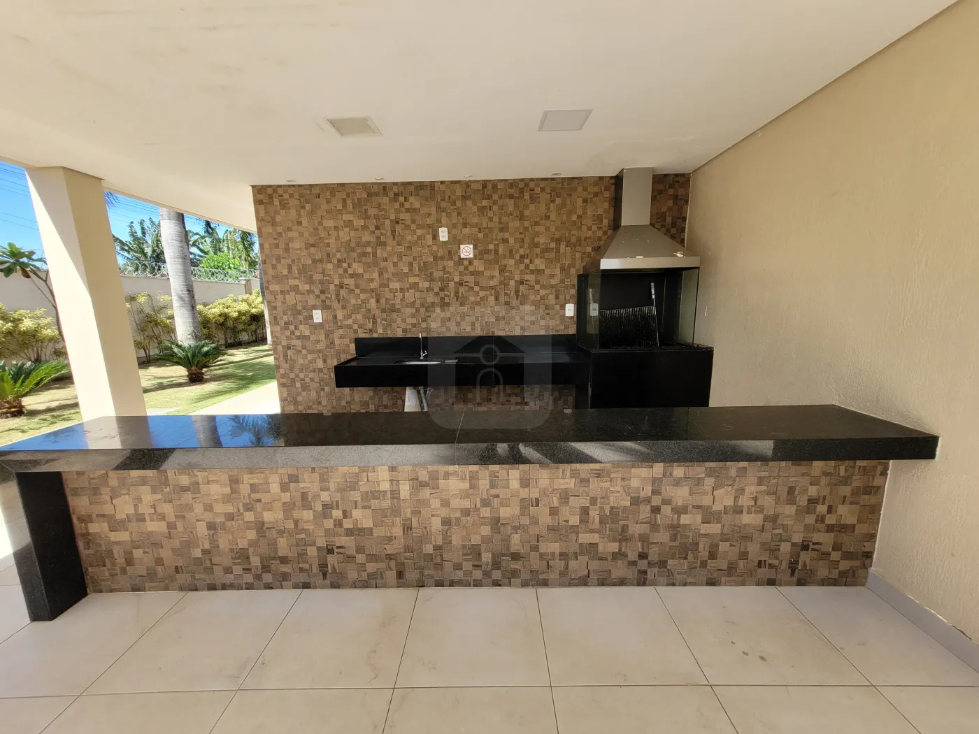 Alugar Apartamento / Padrão em Uberlândia R$ 1.100,00 - Foto 20