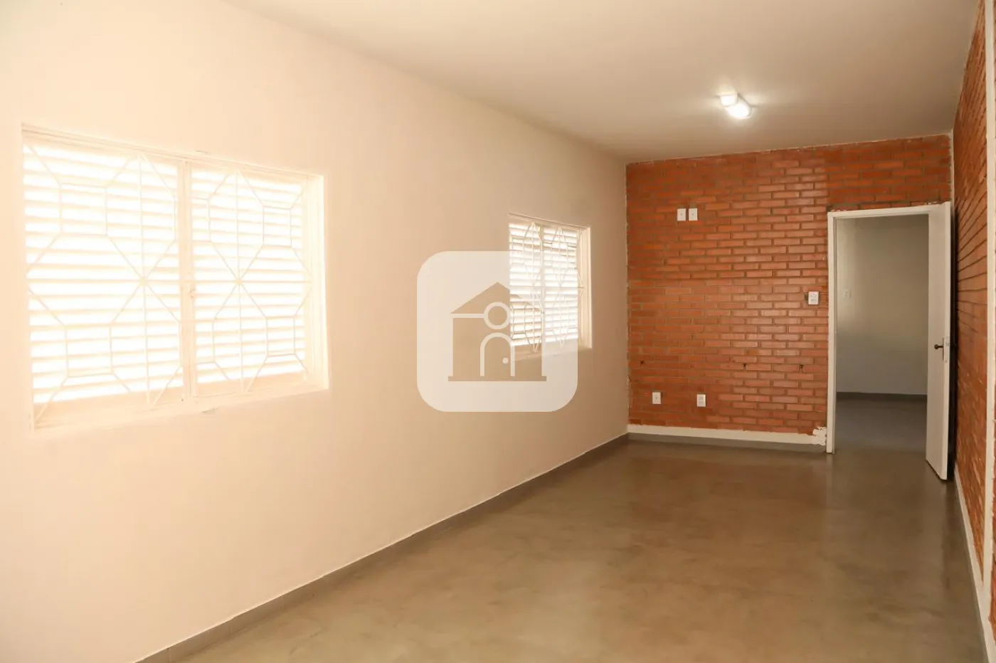 Alugar Comercial / Casa Comercial em Uberlândia R$ 19.500,00 - Foto 5