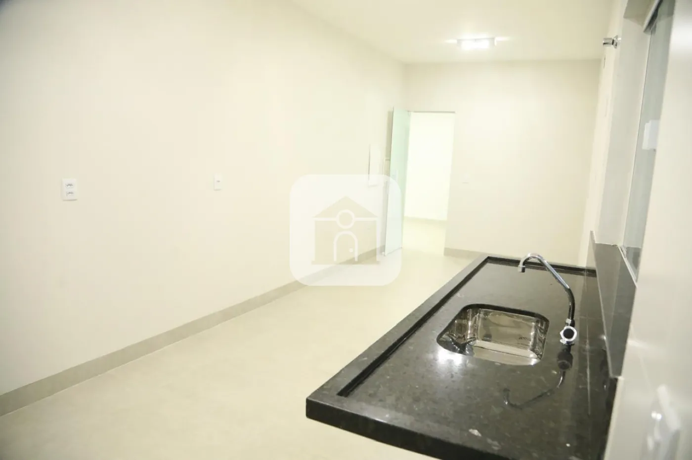 Alugar Comercial / Casa Comercial em Uberlândia R$ 19.500,00 - Foto 14