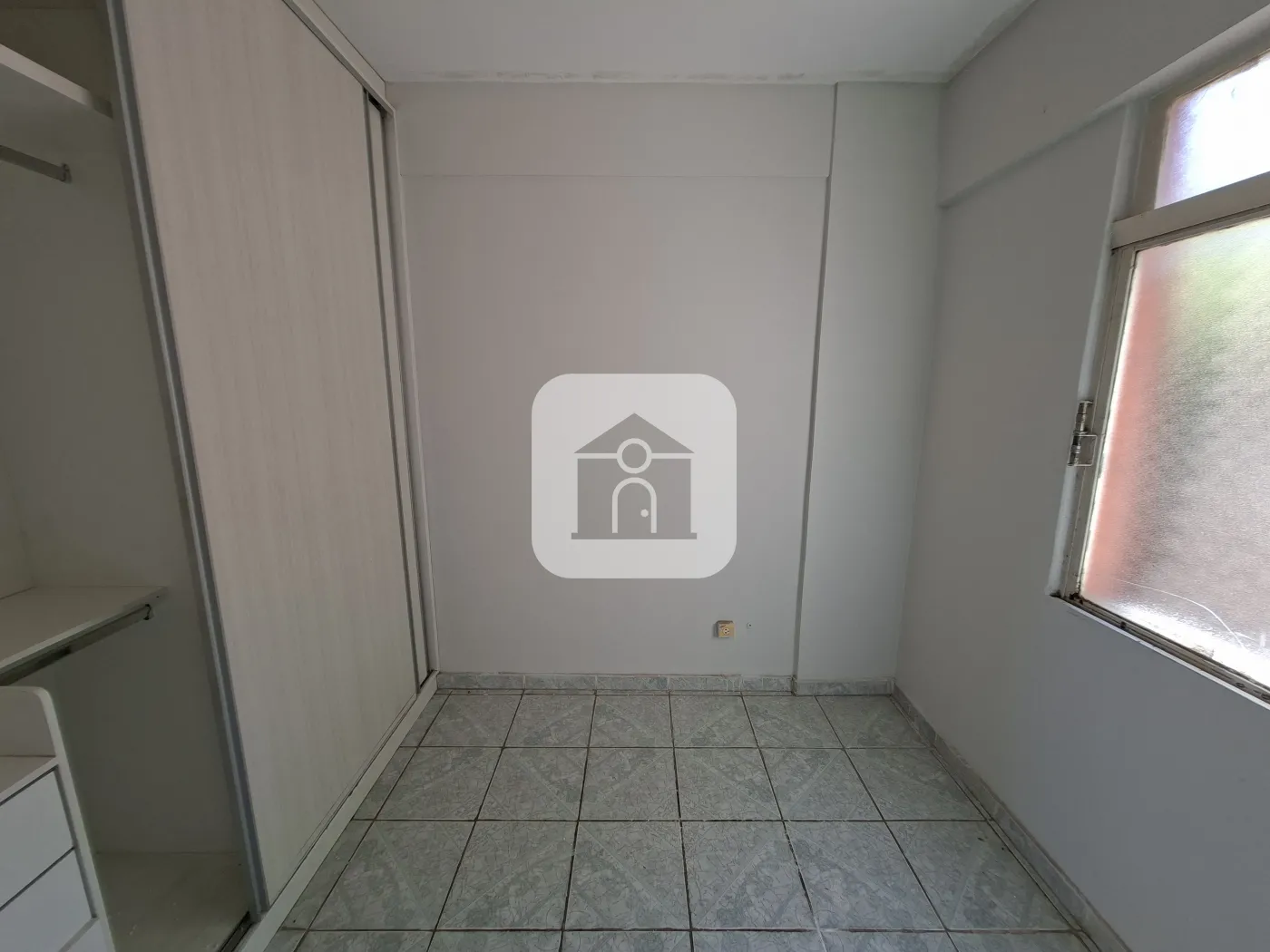 Alugar Apartamento / Padrão em Uberlândia R$ 850,00 - Foto 7