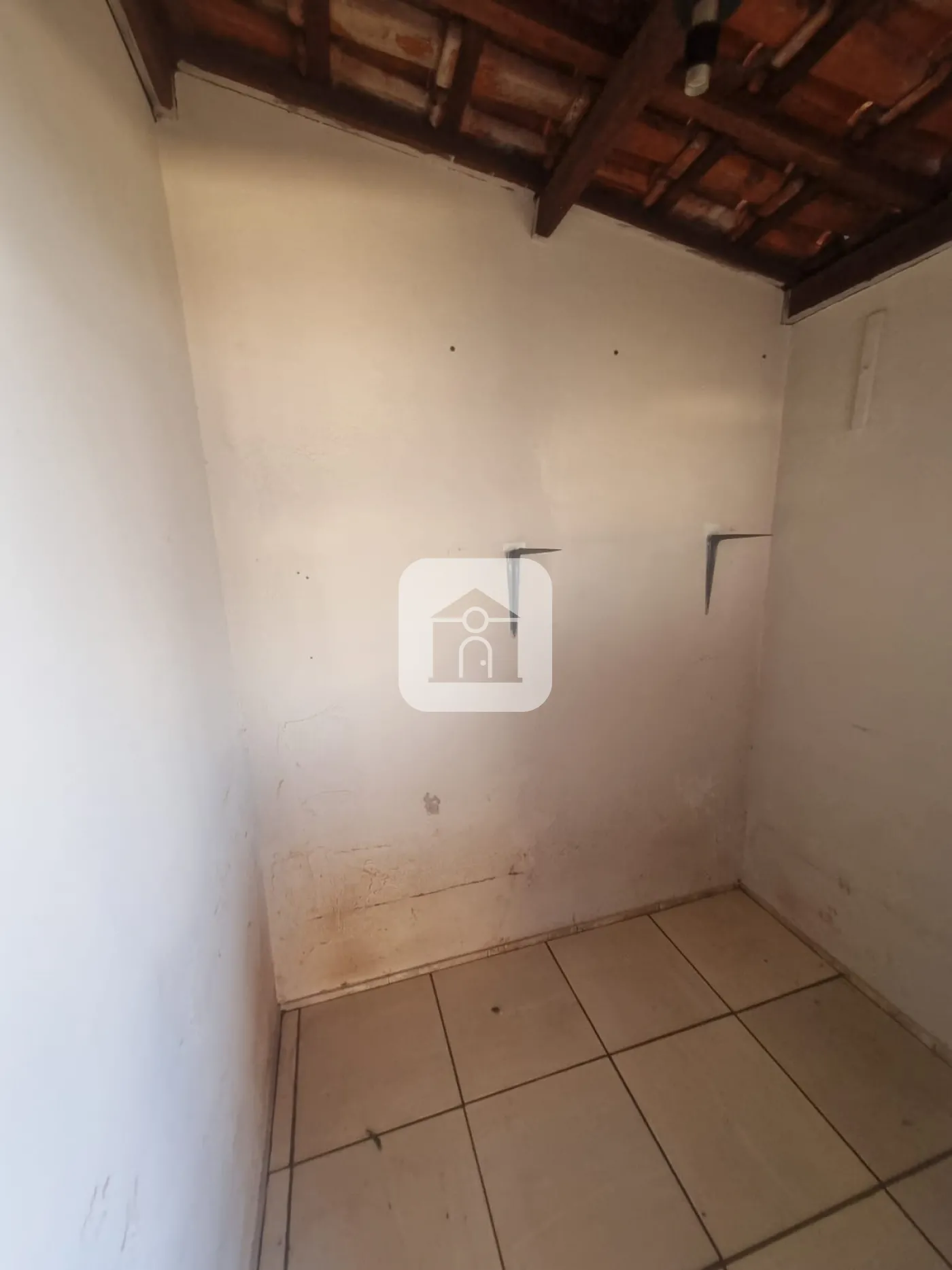Alugar Casa / Padrão em Uberlândia R$ 1.200,00 - Foto 18