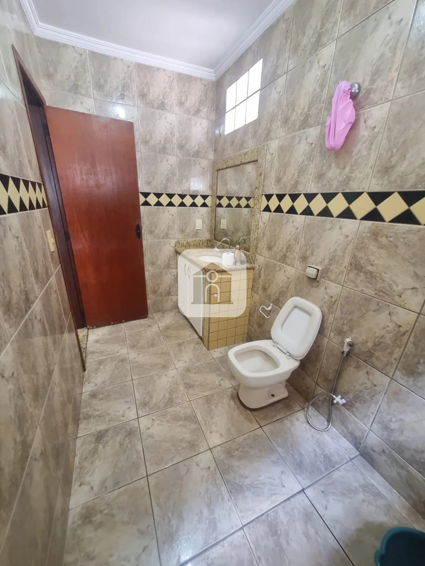 Alugar Casa / Padrão em Uberlândia R$ 1.200,00 - Foto 14
