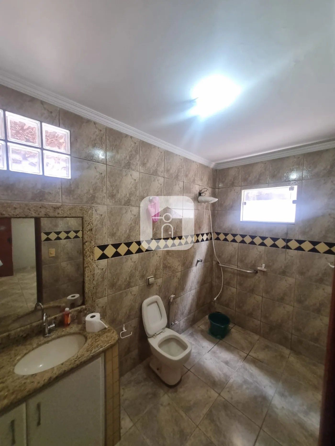 Alugar Casa / Padrão em Uberlândia R$ 1.200,00 - Foto 15