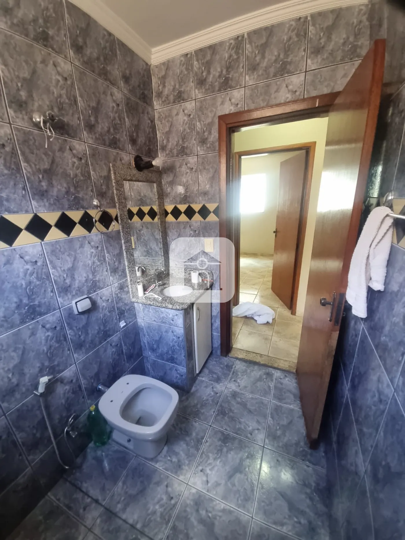 Alugar Casa / Padrão em Uberlândia R$ 1.200,00 - Foto 13