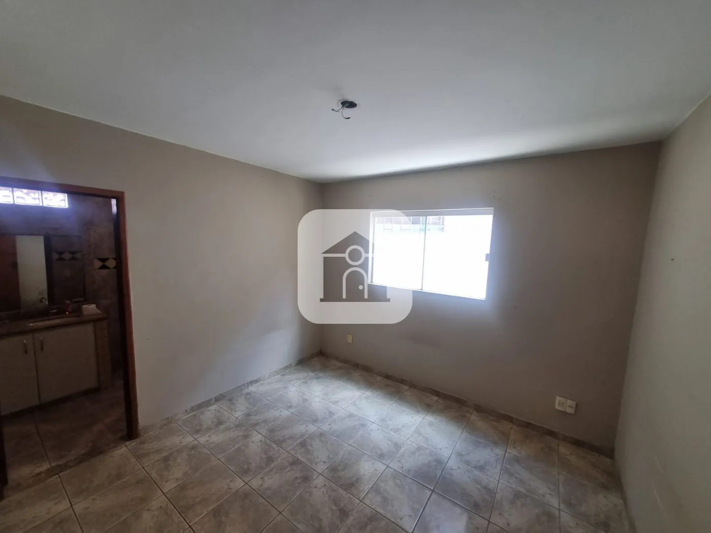 Alugar Casa / Padrão em Uberlândia R$ 1.200,00 - Foto 10