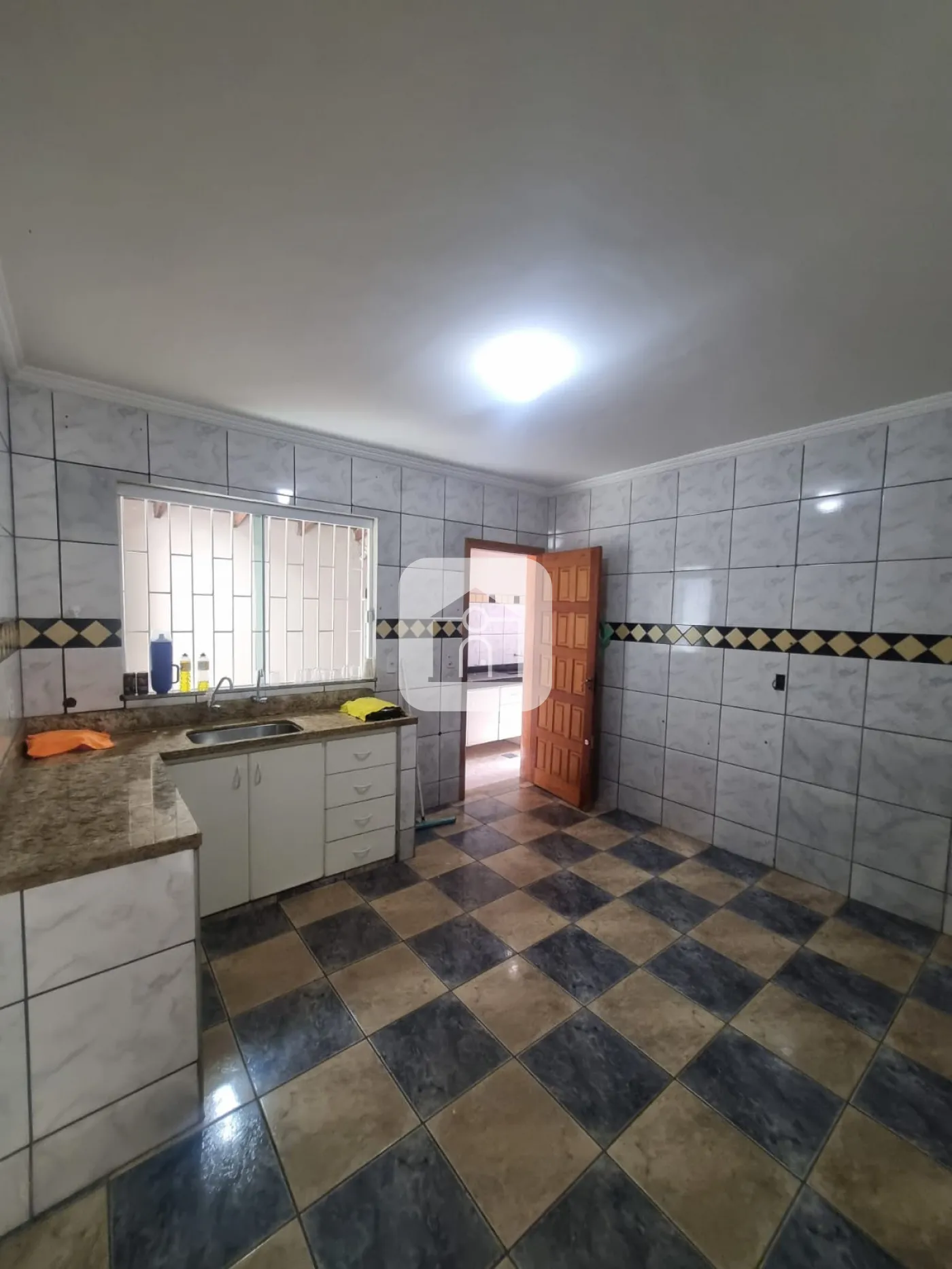 Alugar Casa / Padrão em Uberlândia R$ 1.200,00 - Foto 17