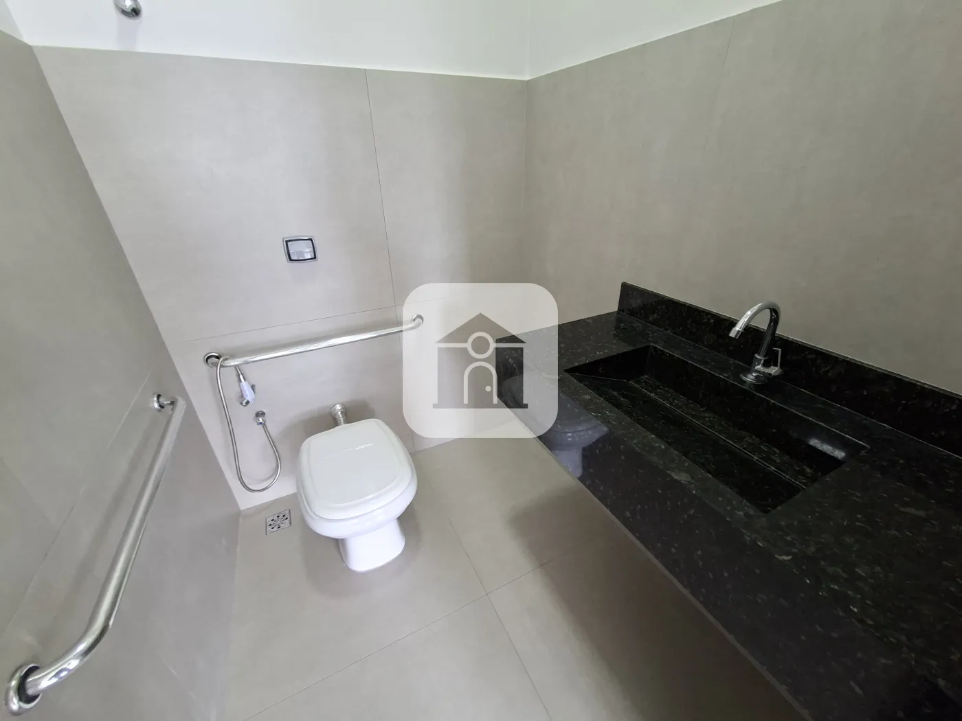 Comprar Comercial / Sobreloja em Uberlândia - Foto 7