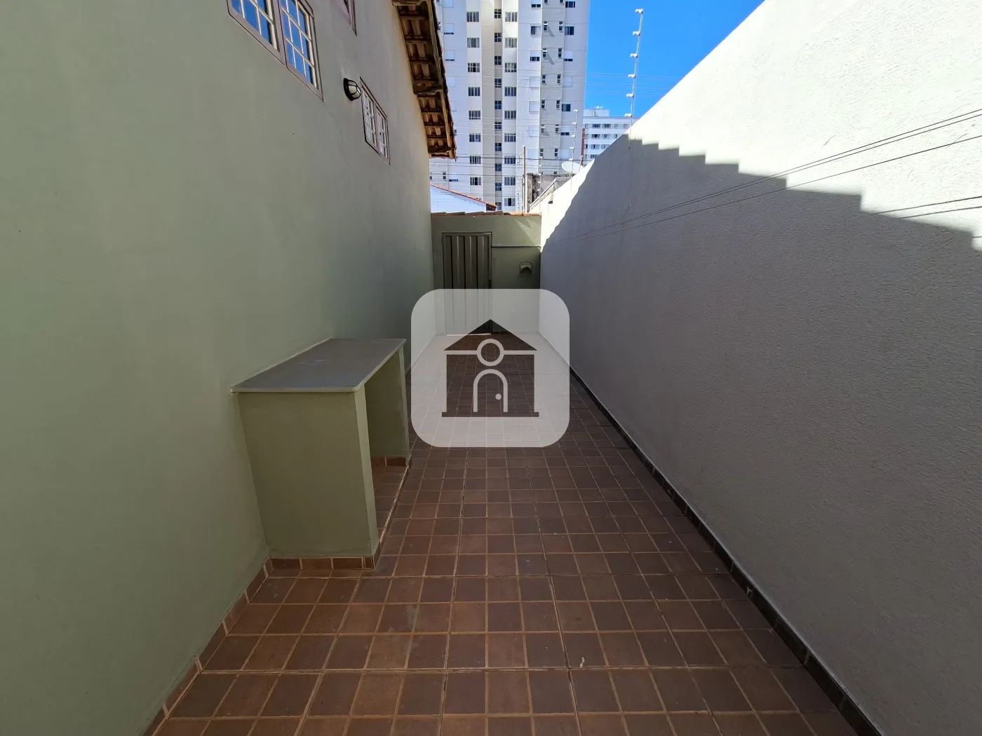 Alugar Casa / Padrão em Uberlândia R$ 2.100,00 - Foto 15