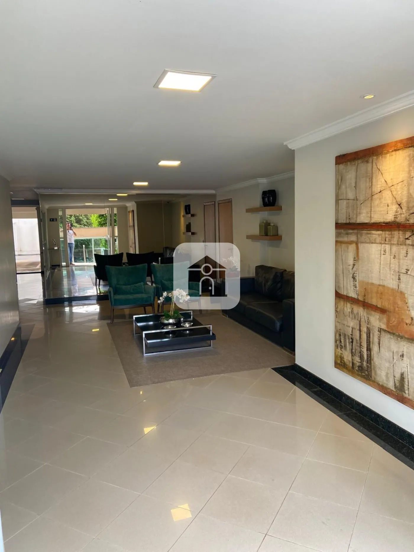 Alugar Apartamento / Padrão em Uberlândia R$ 3.900,00 - Foto 2