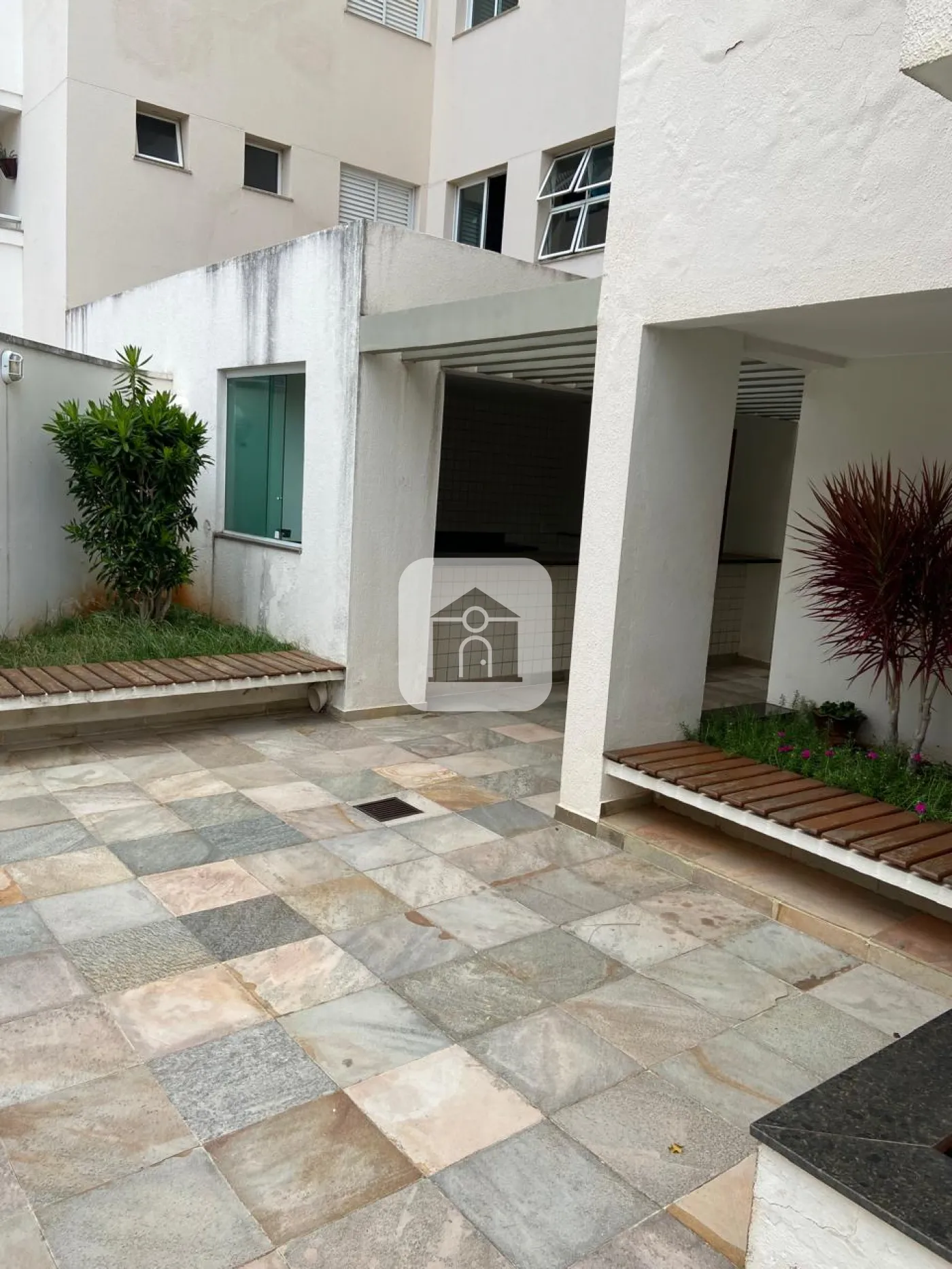 Alugar Apartamento / Padrão em Uberlândia R$ 3.900,00 - Foto 27