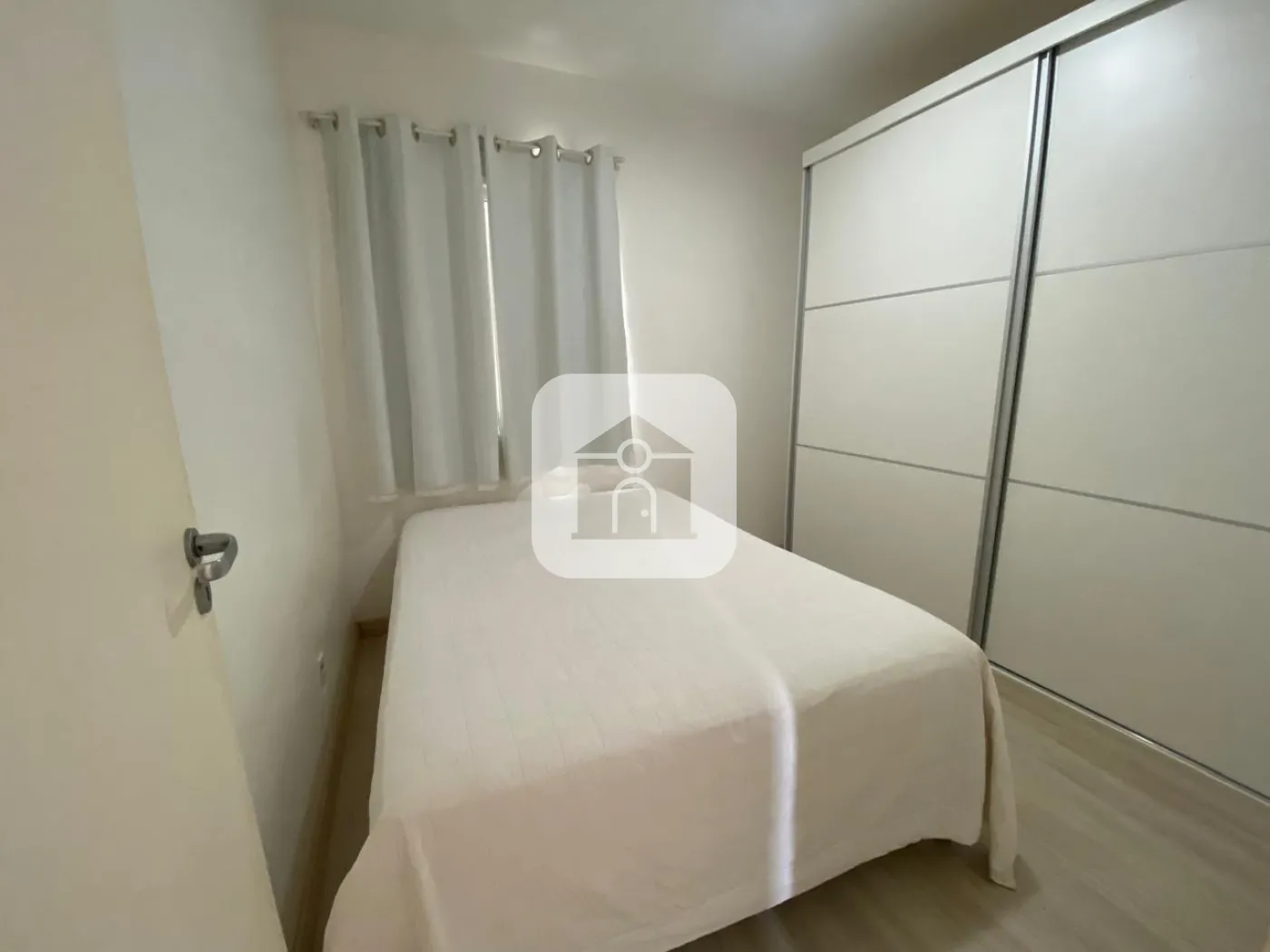 Alugar Apartamento / Padrão em Uberlândia R$ 3.900,00 - Foto 16
