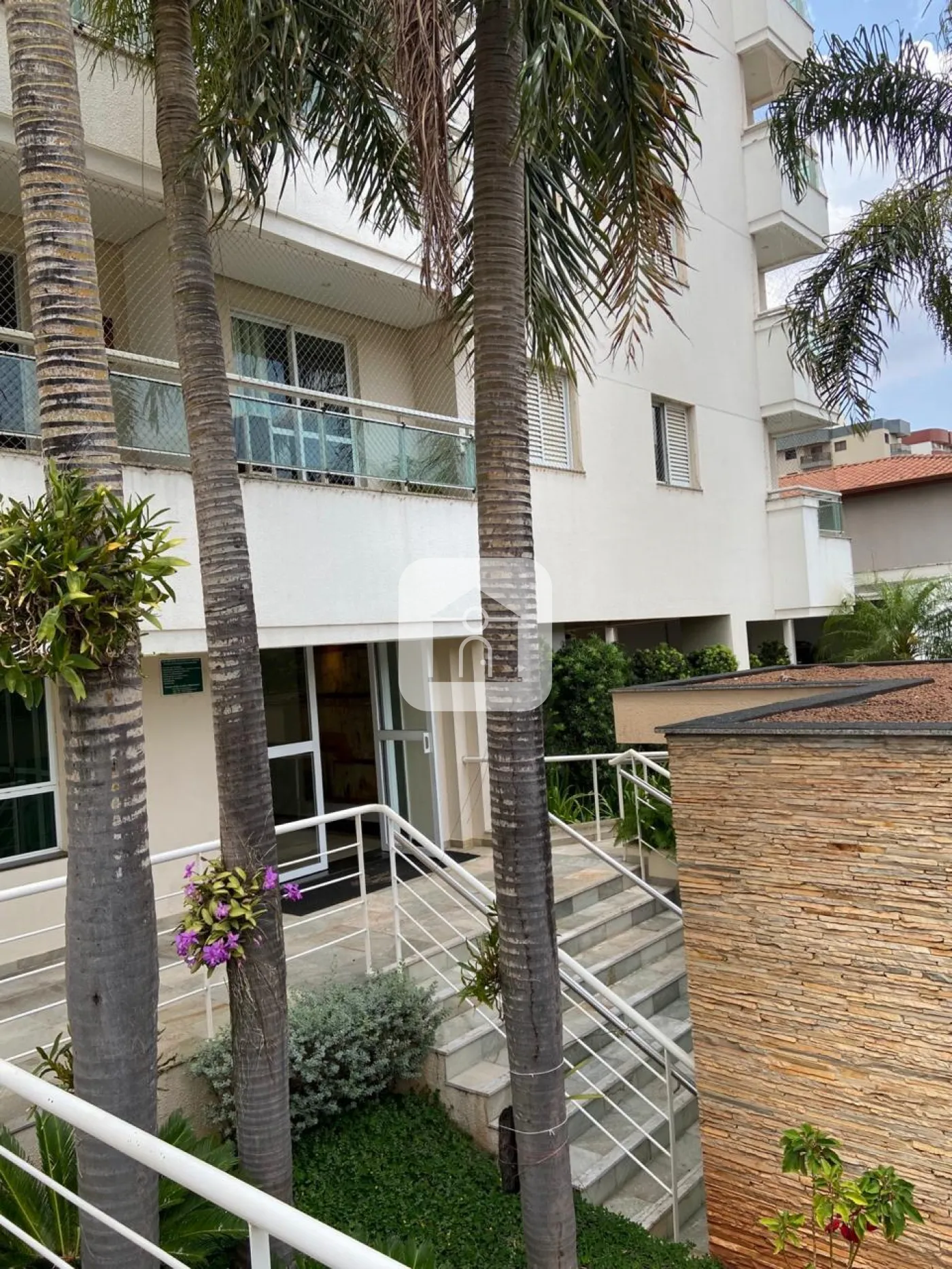 Alugar Apartamento / Padrão em Uberlândia R$ 3.900,00 - Foto 37