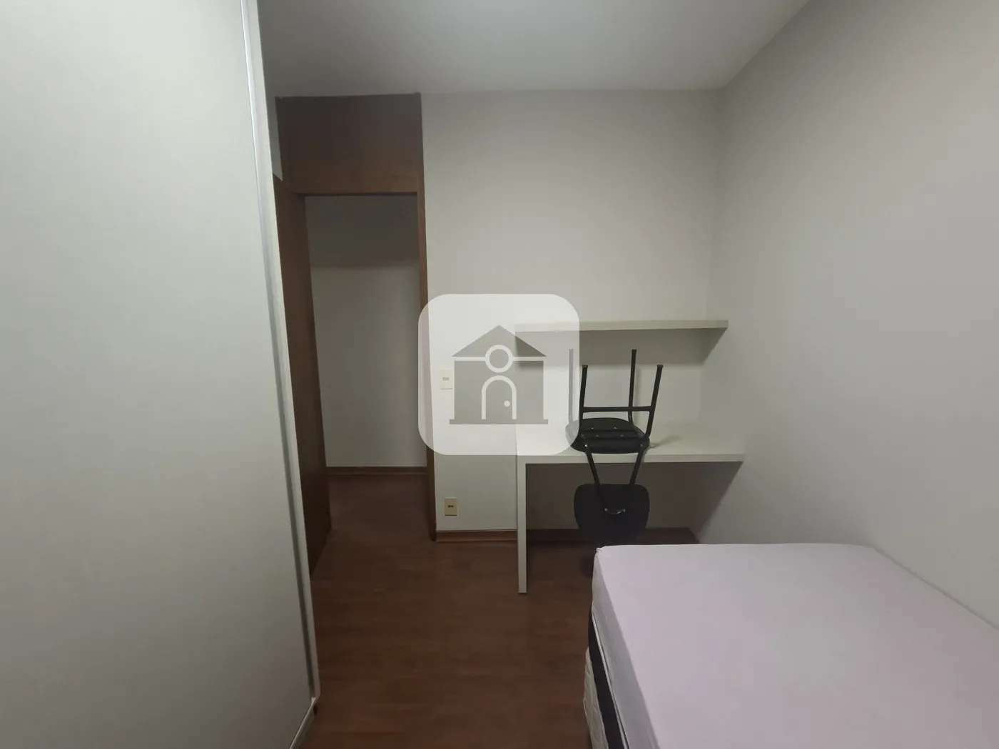 Alugar Apartamento / Padrão em Uberlândia R$ 3.200,00 - Foto 8